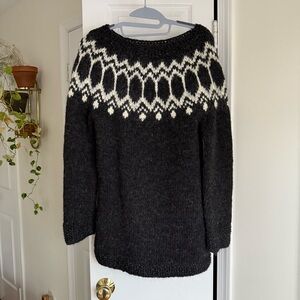 Nordic Store Hand Knit Icelandic Wool Sweater Pullover in Black - Size Small